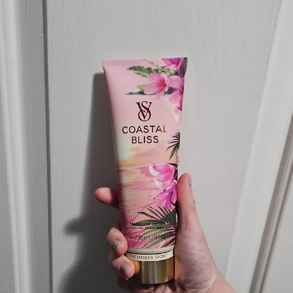 NWT Victoria's Secret Coastal Bliss Body Lotion